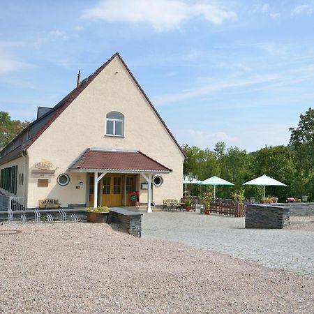 Land- Und Golfhotel Alte Fliegerschule Эйзенах Экстерьер фото