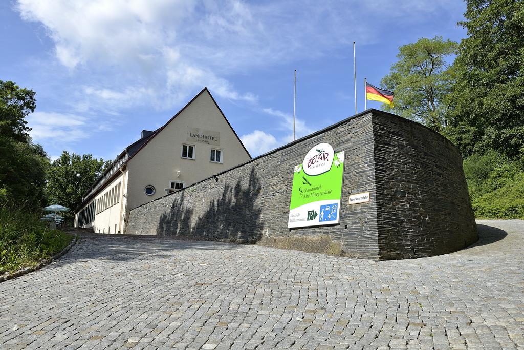 Land- Und Golfhotel Alte Fliegerschule Эйзенах Экстерьер фото