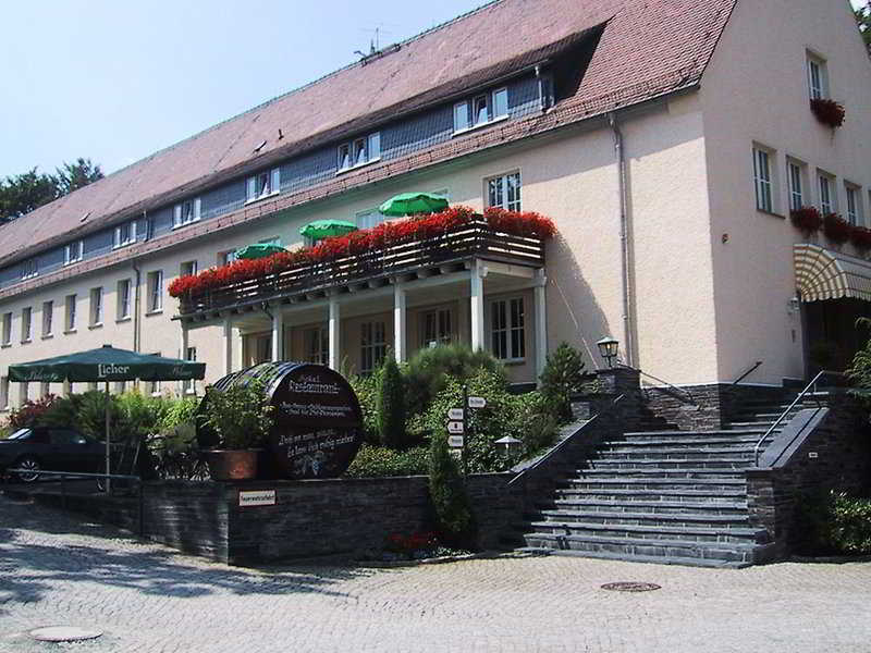 Land- Und Golfhotel Alte Fliegerschule Эйзенах Экстерьер фото